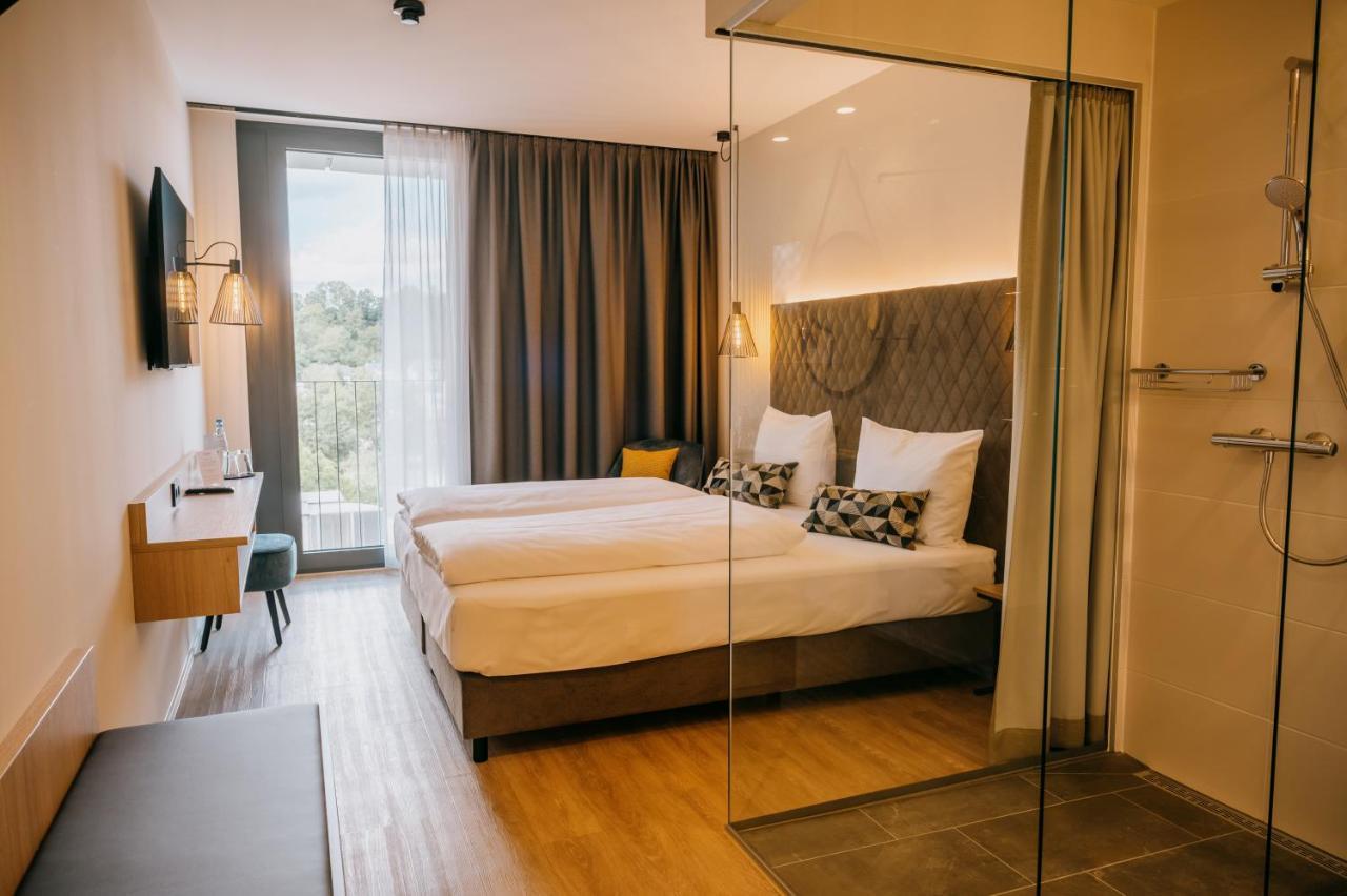 Loom Hotel & Skybar Eislingen Ngoại thất bức ảnh